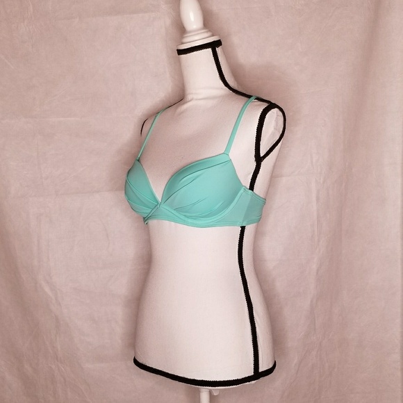 NWOT Victoria's Secret Bikini Top Adjustable 34B - Picture 7 of 8